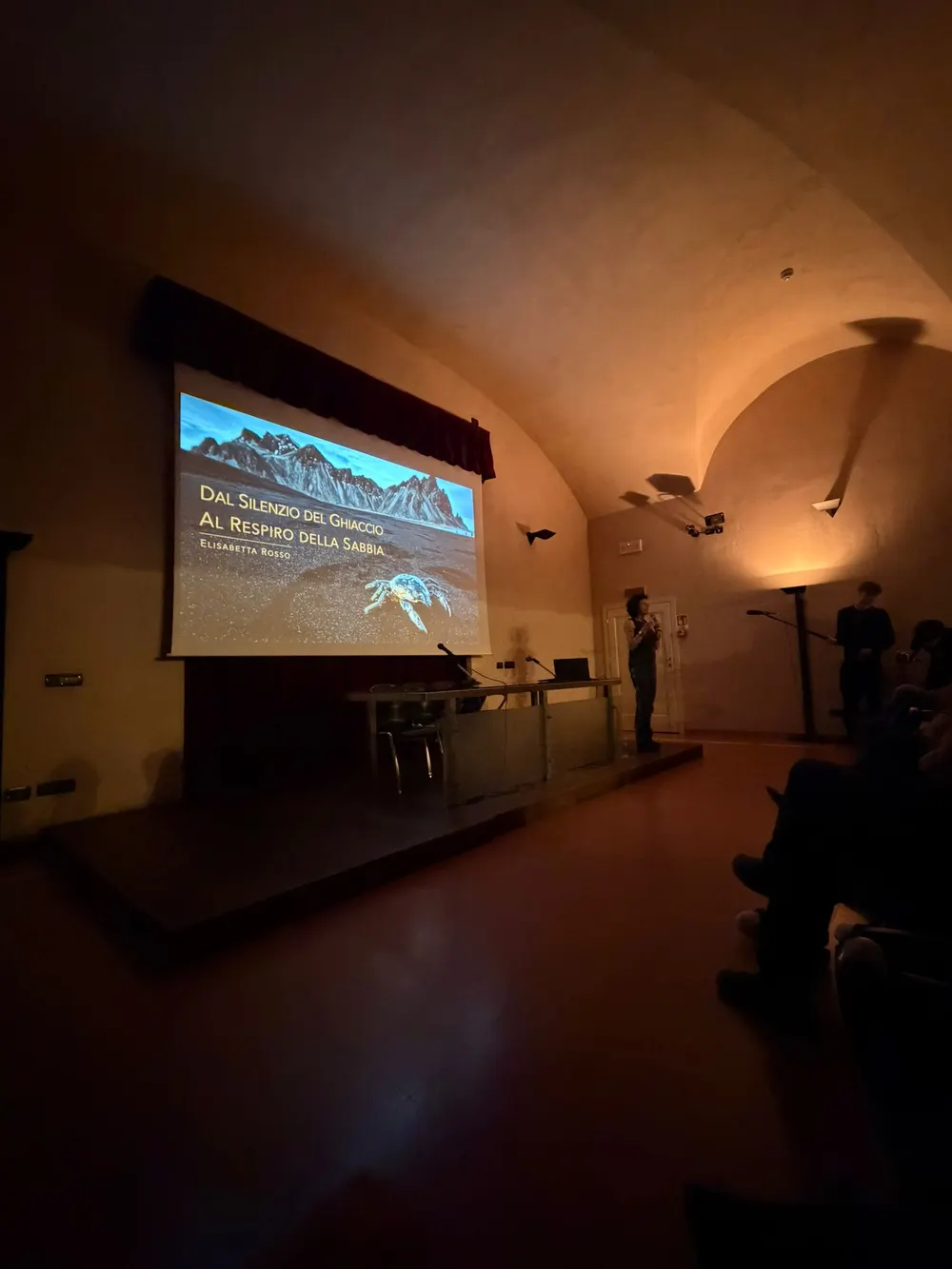Proiezione Islanda e Namibia — conferenza fotografica Legnano