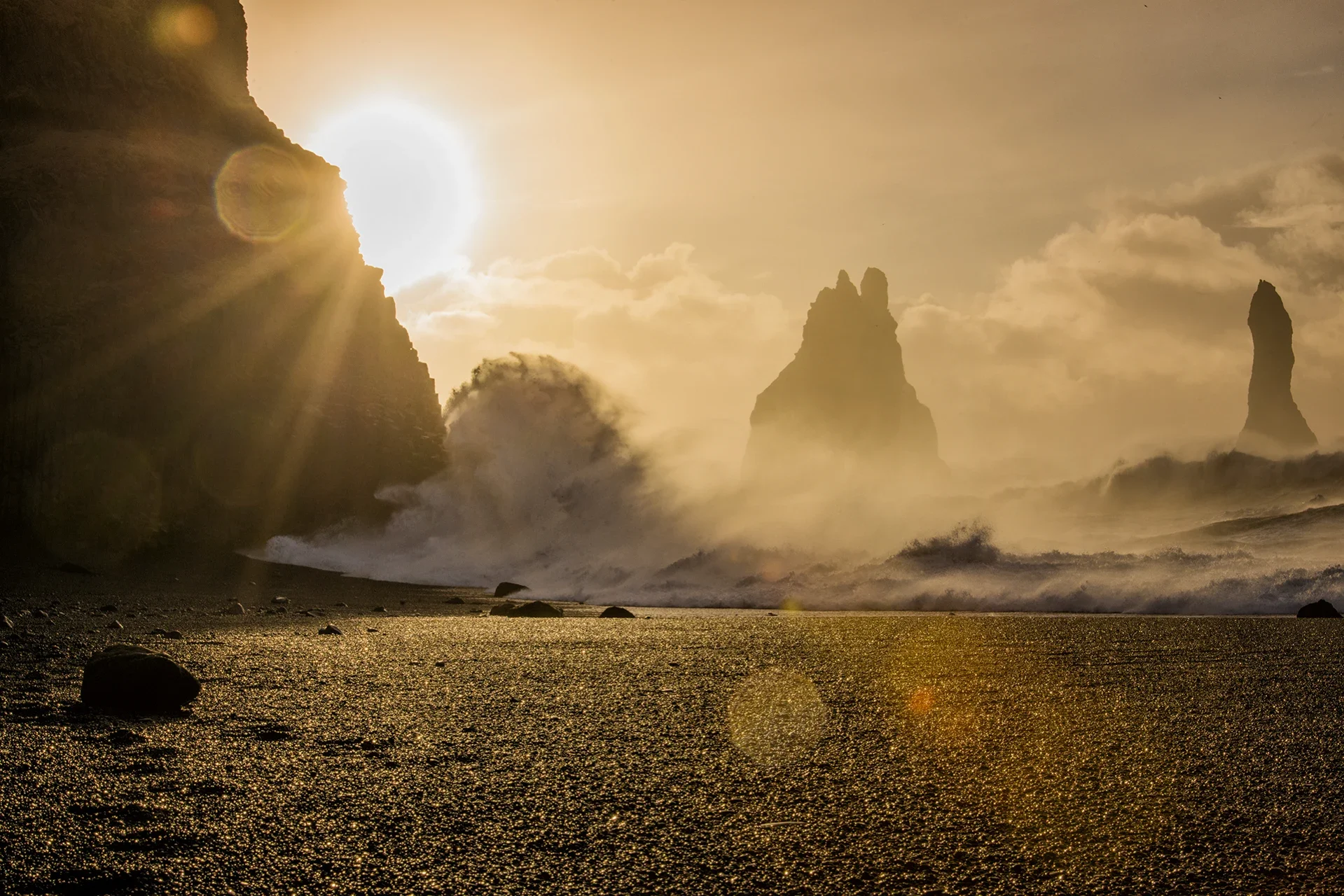 Aurora boreale verde in Islanda