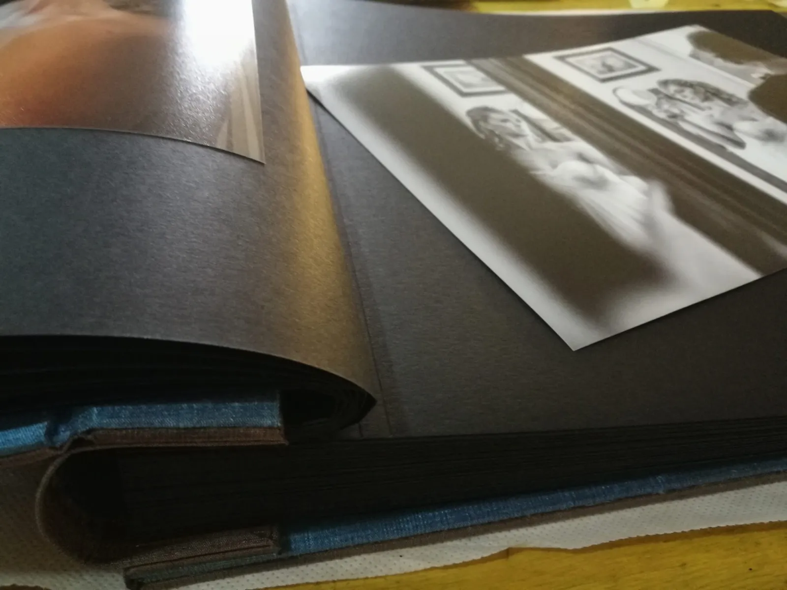 Album di matrimonio artigianali con copertina in tessuto e pagine spesse
