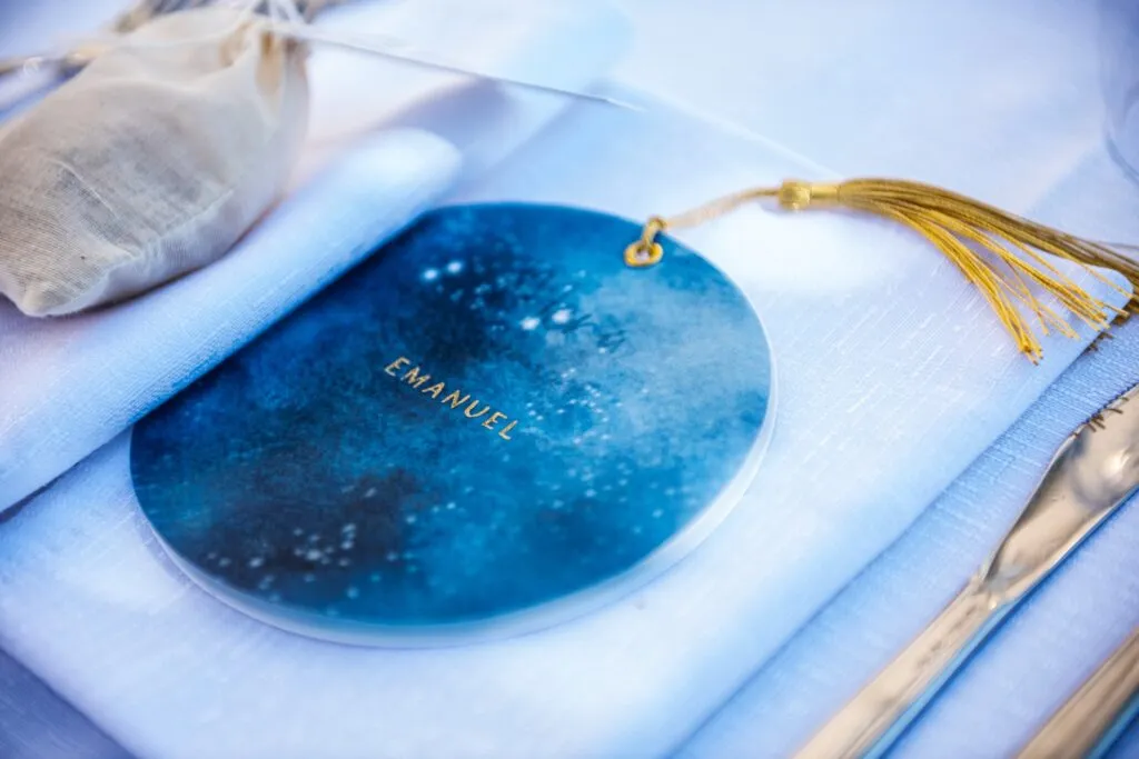 Segnaposto con calligrafia, tema cielo e costellazioni