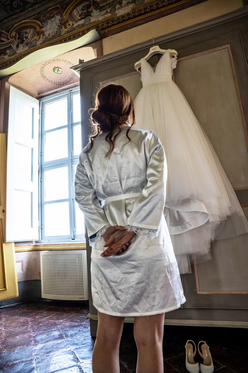 Preparazione sposa — reportage naturale Elisabetta Rosso