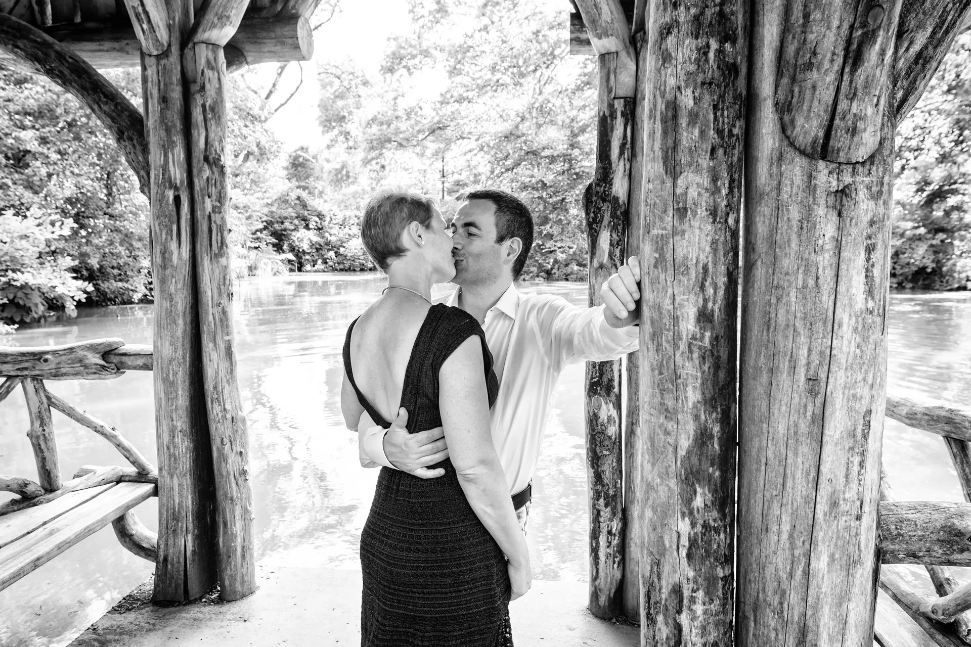 Cerimonia gazebo Central Park wedding reportage