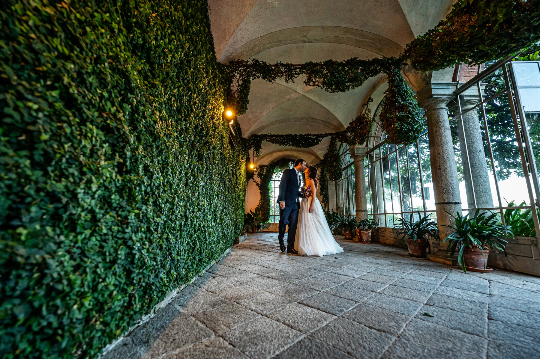 Sposi nel giardino del palazzo, Palazzo La Marmora, Biella