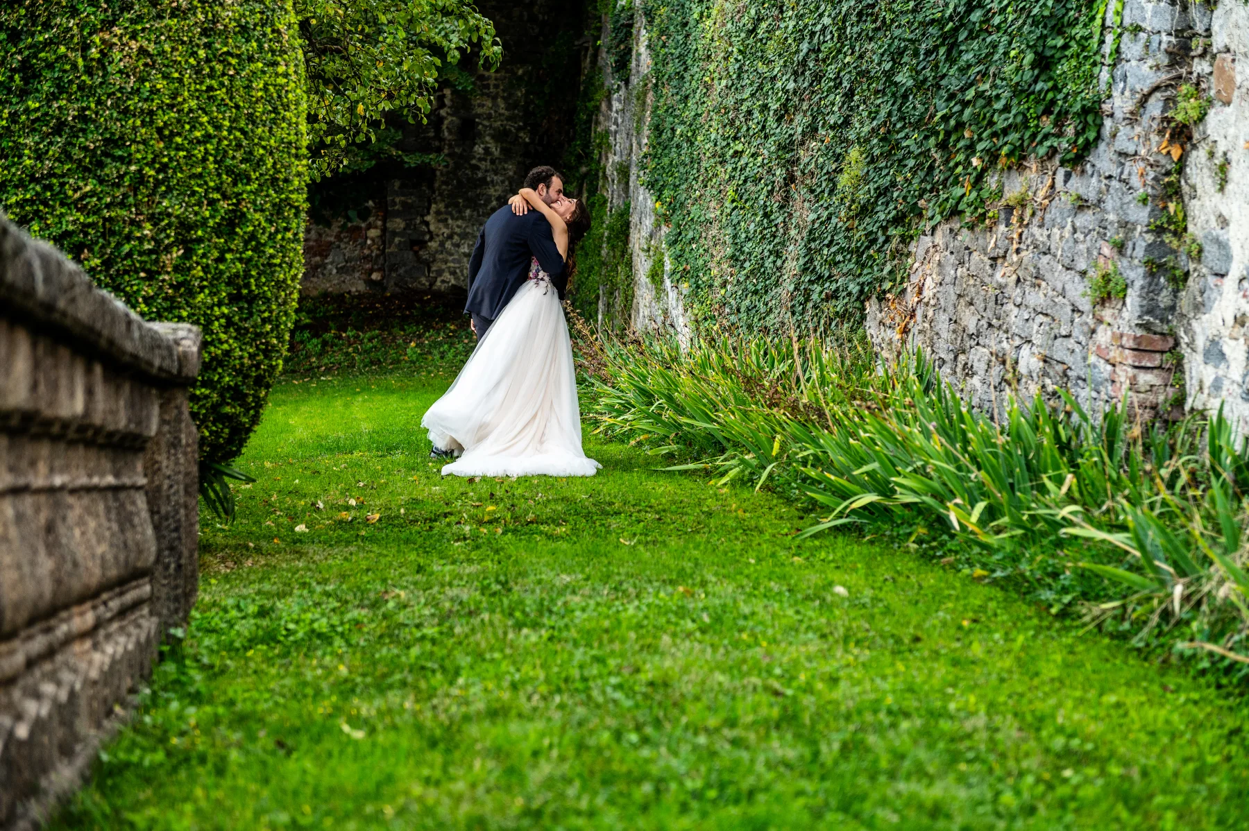 La sposa nel giardino di Palazzo La Marmora, Biella