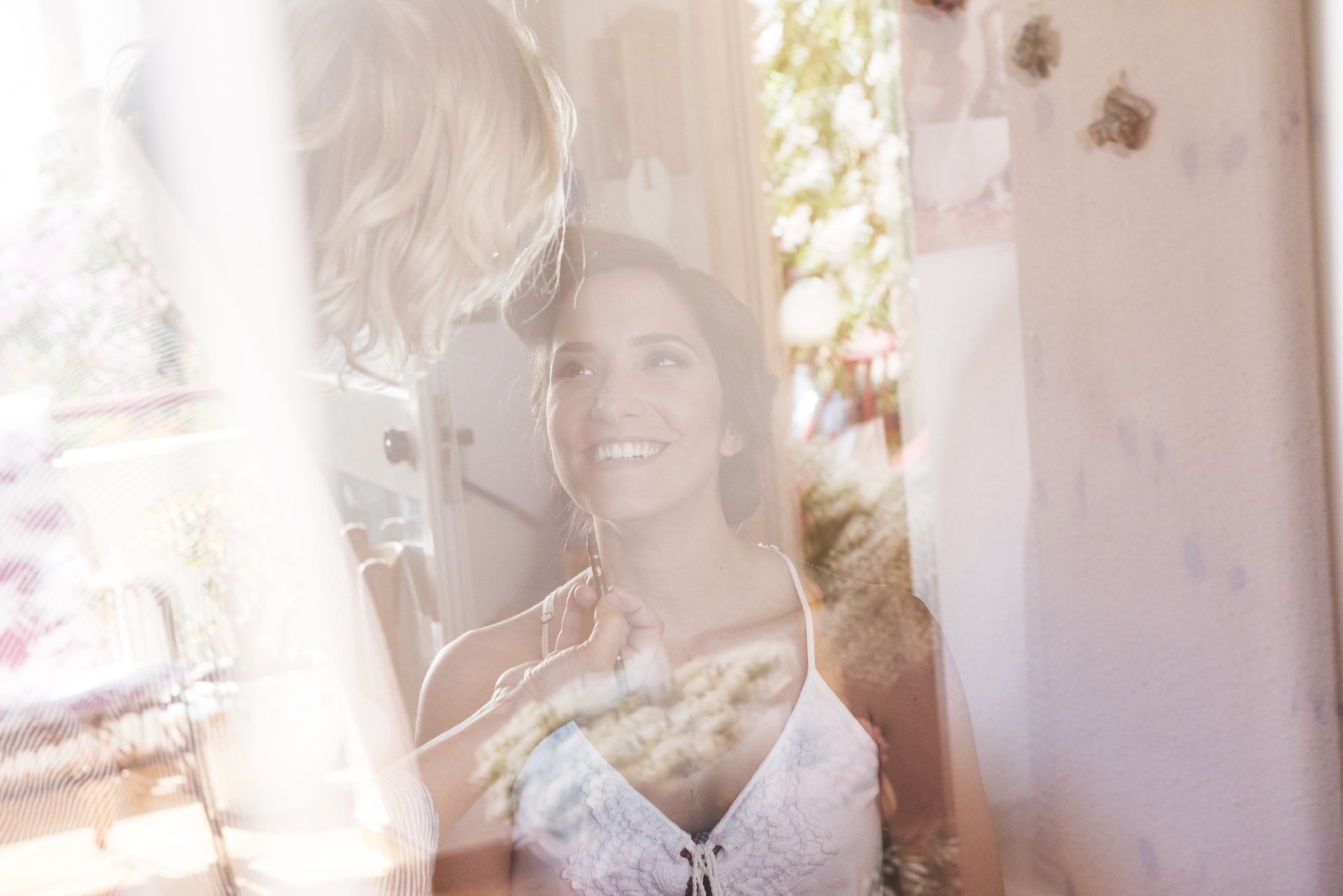 Riflessi sposa — ritratto matrimonio Puglia