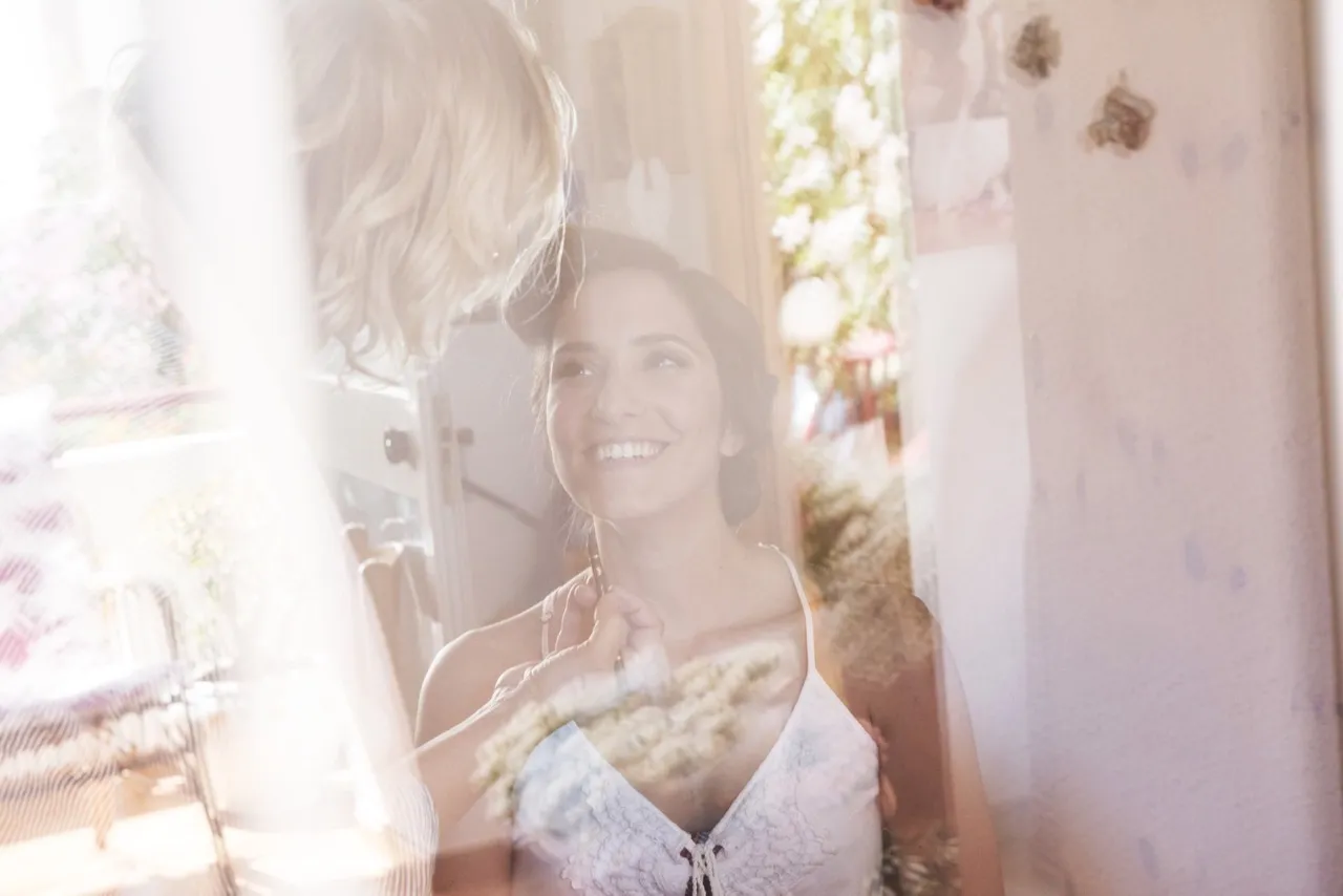 Riflessi della sposa — matrimonio Santa Maria di Leuca