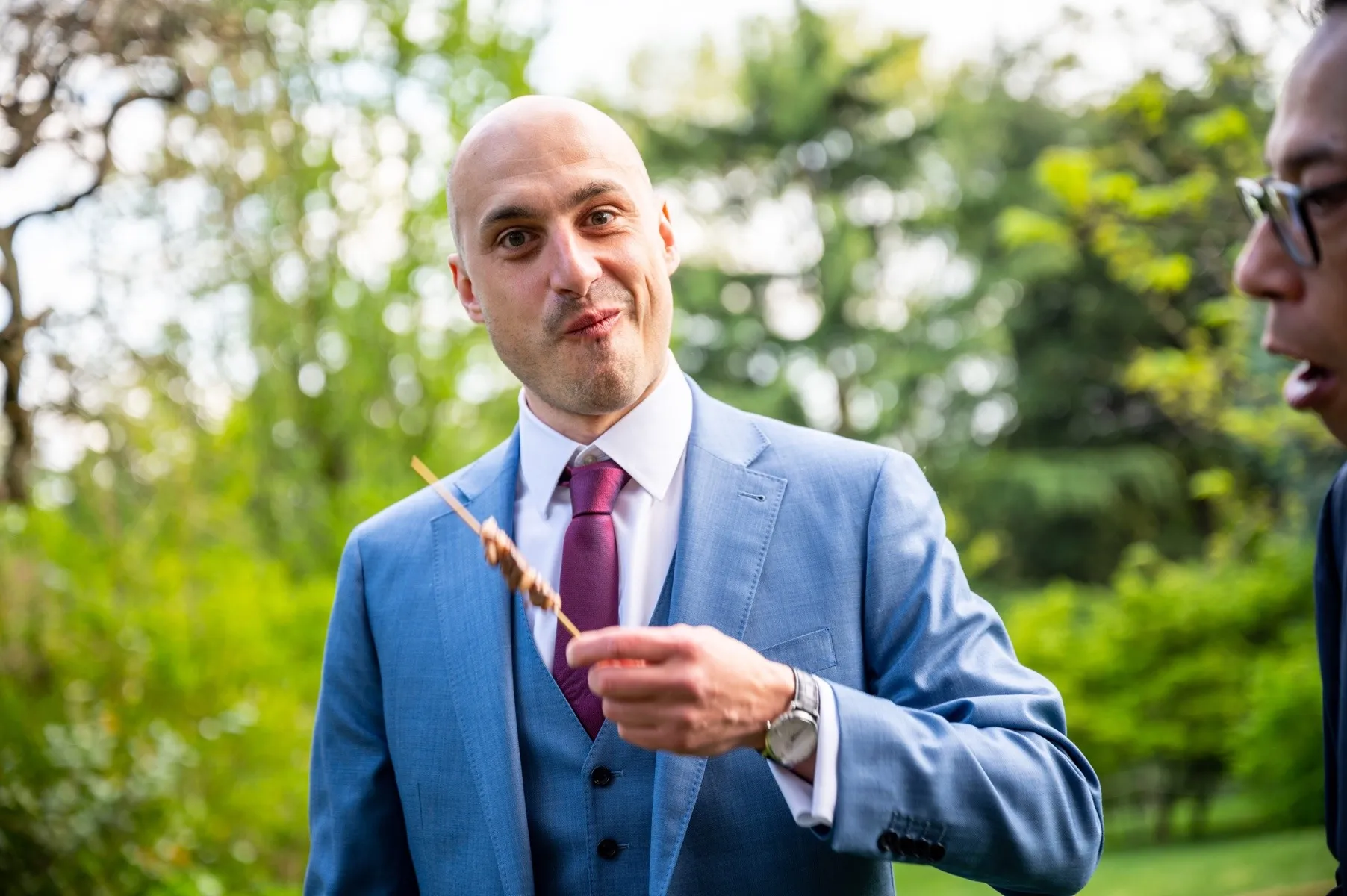 Aperitivo nel giardino della Locanda della Maison Verte
