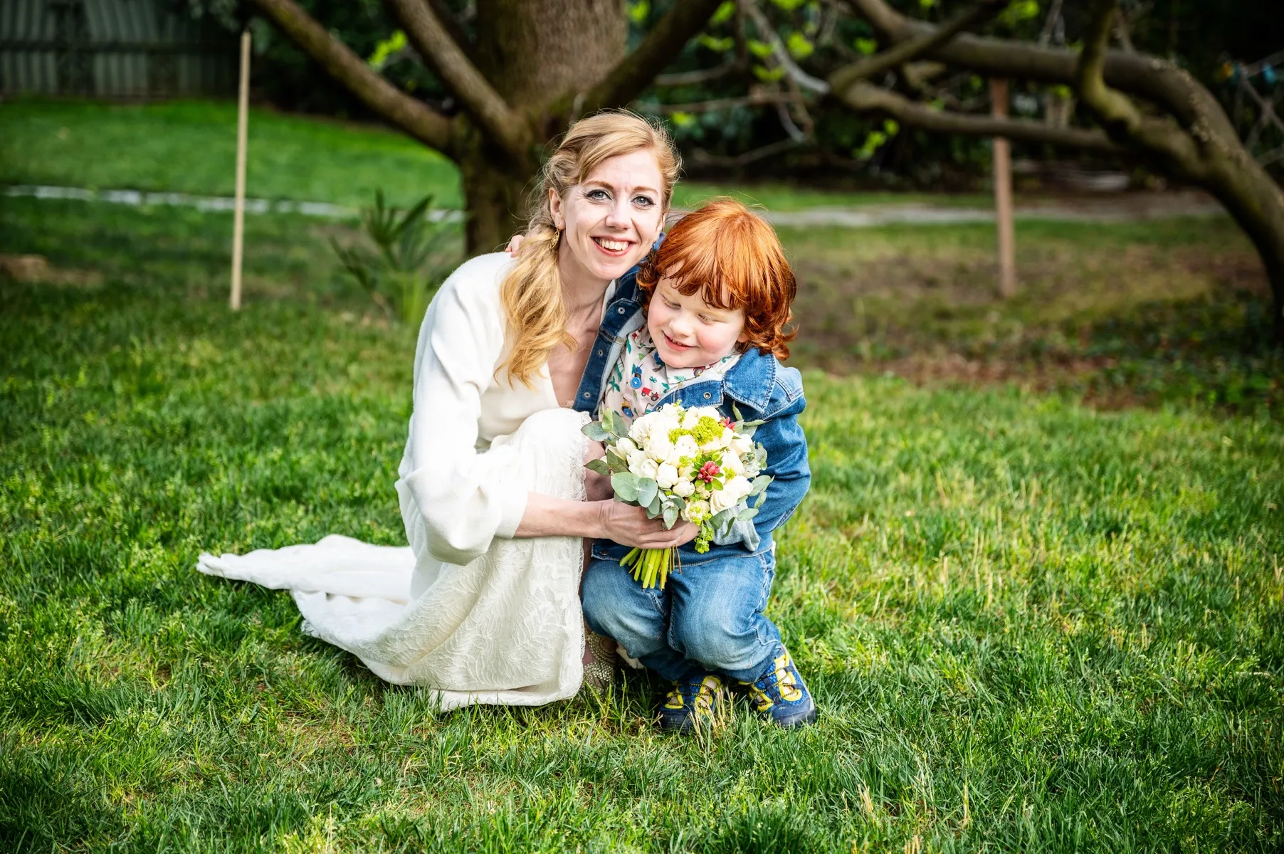 Preparativi di un bambino prima del matrimonio