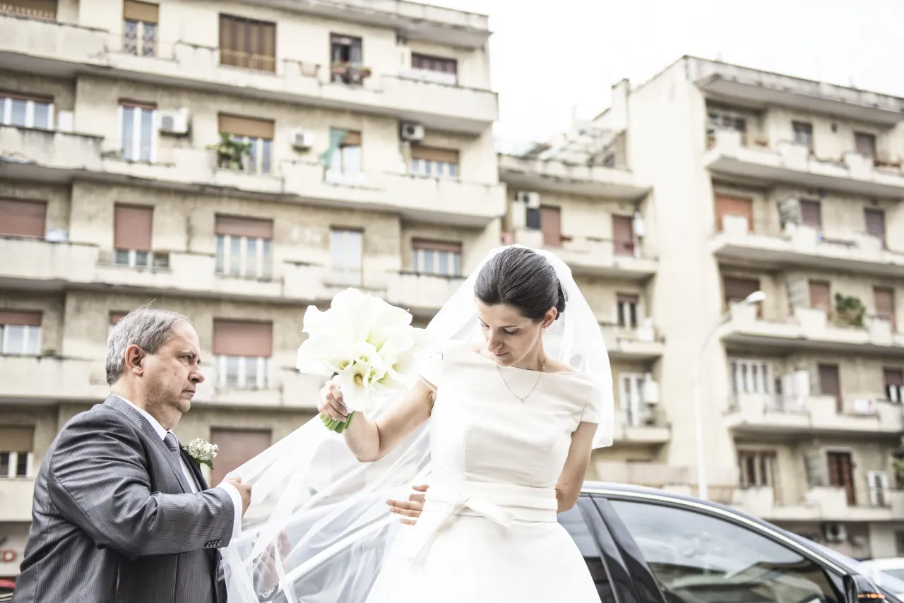 Matrimonio a Roma al Parco degli Acquedotti, un momento spontaneo