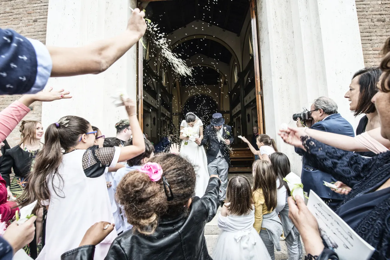 Matrimonio a Roma al Parco degli Acquedotti, ritratto di coppia