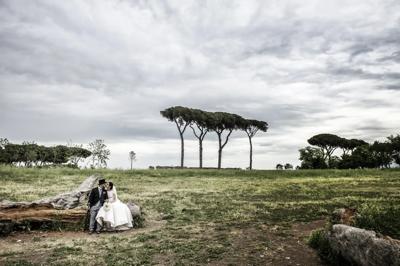 Matrimonio a Roma al Parco degli Acquedotti, ritratto dello sposo