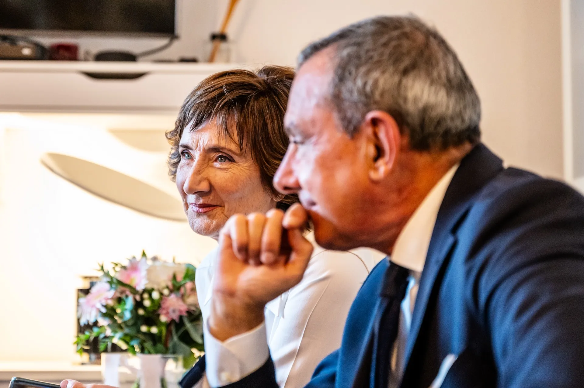 L'emozione dei genitori durante il ricevimento al Ristorante Esperia, matrimonio Torino