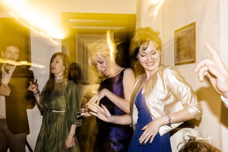 Mosso creativo durante il ballo, matrimonio Villa Caproni