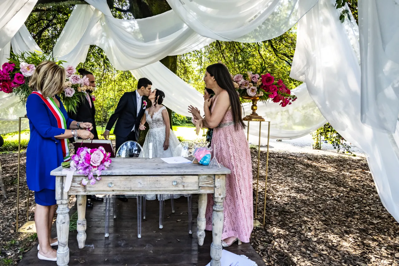 Cerimonia all'aperto — matrimonio Villa Frua Lago Maggiore