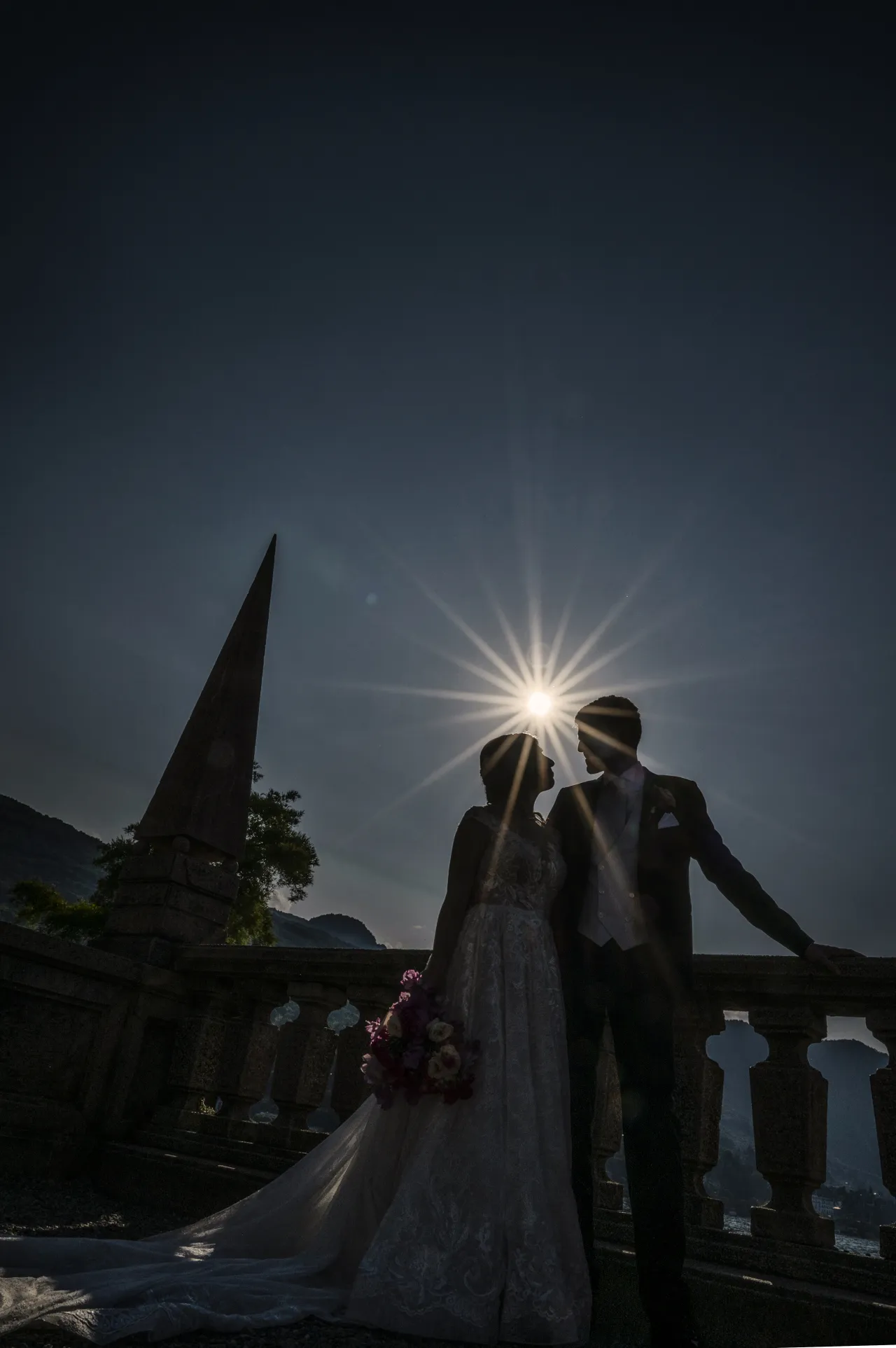 Sposa con bouquet — matrimonio Villa Frua Stresa
