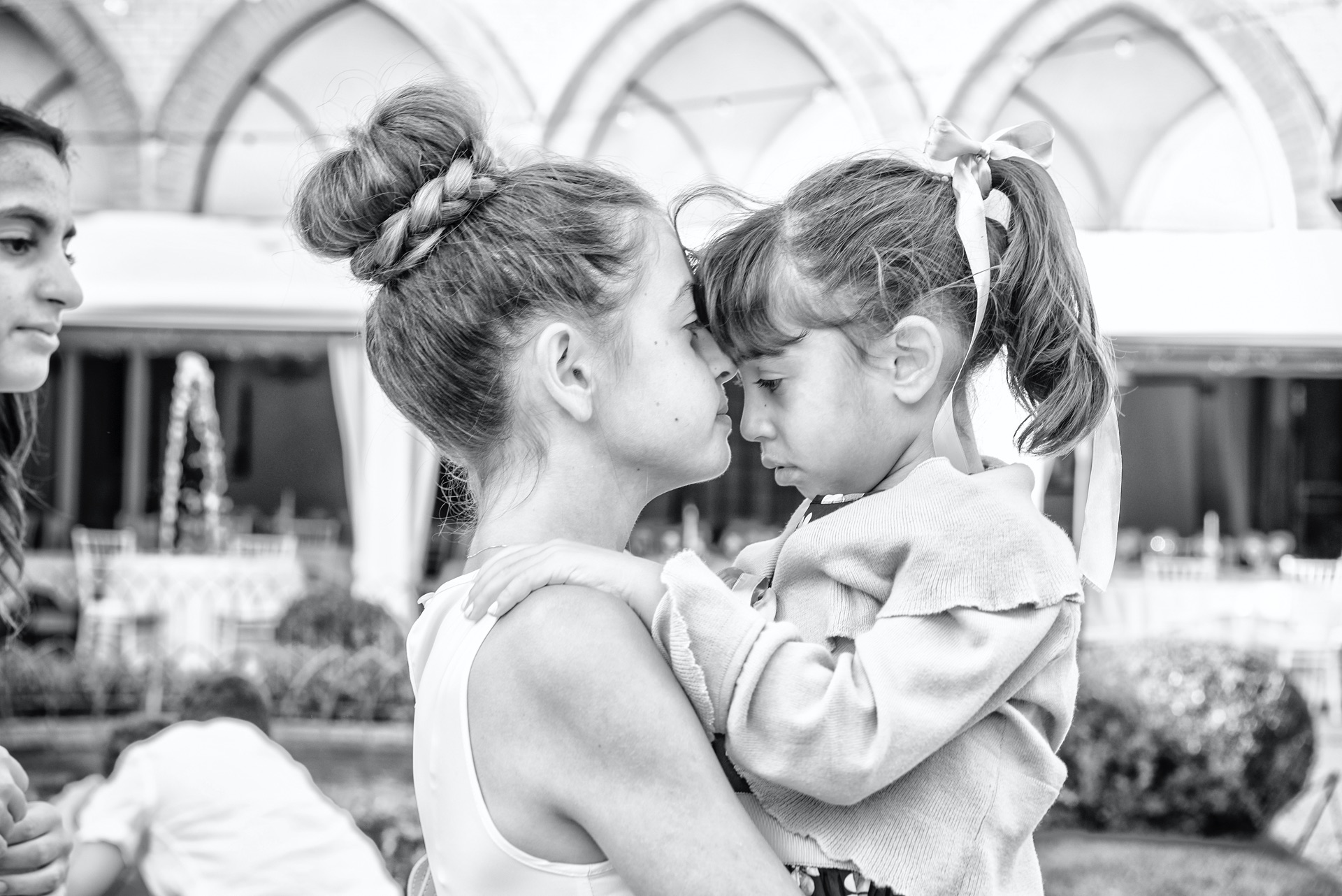 elisabetta-rosso-wedding-castello-di-marna-dolcezza-sorelle