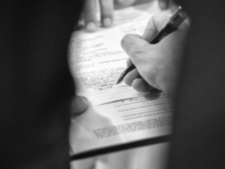 fotografa-matrimonio-wedding-reportage-leuca-puglia-firma-cerimonia