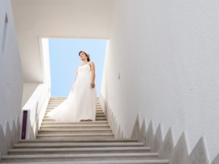 fotografa-matrimonio-wedding-reportage-leuca-puglia-preparazione-casa-al-mare-cielo