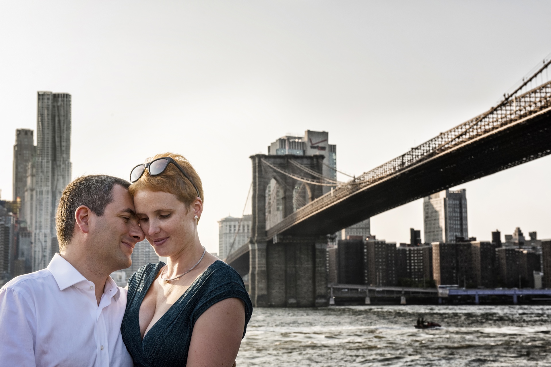 fotografo-matrimonio-torino-new-york-ponte-di-brooklyn-romantico-sposi-