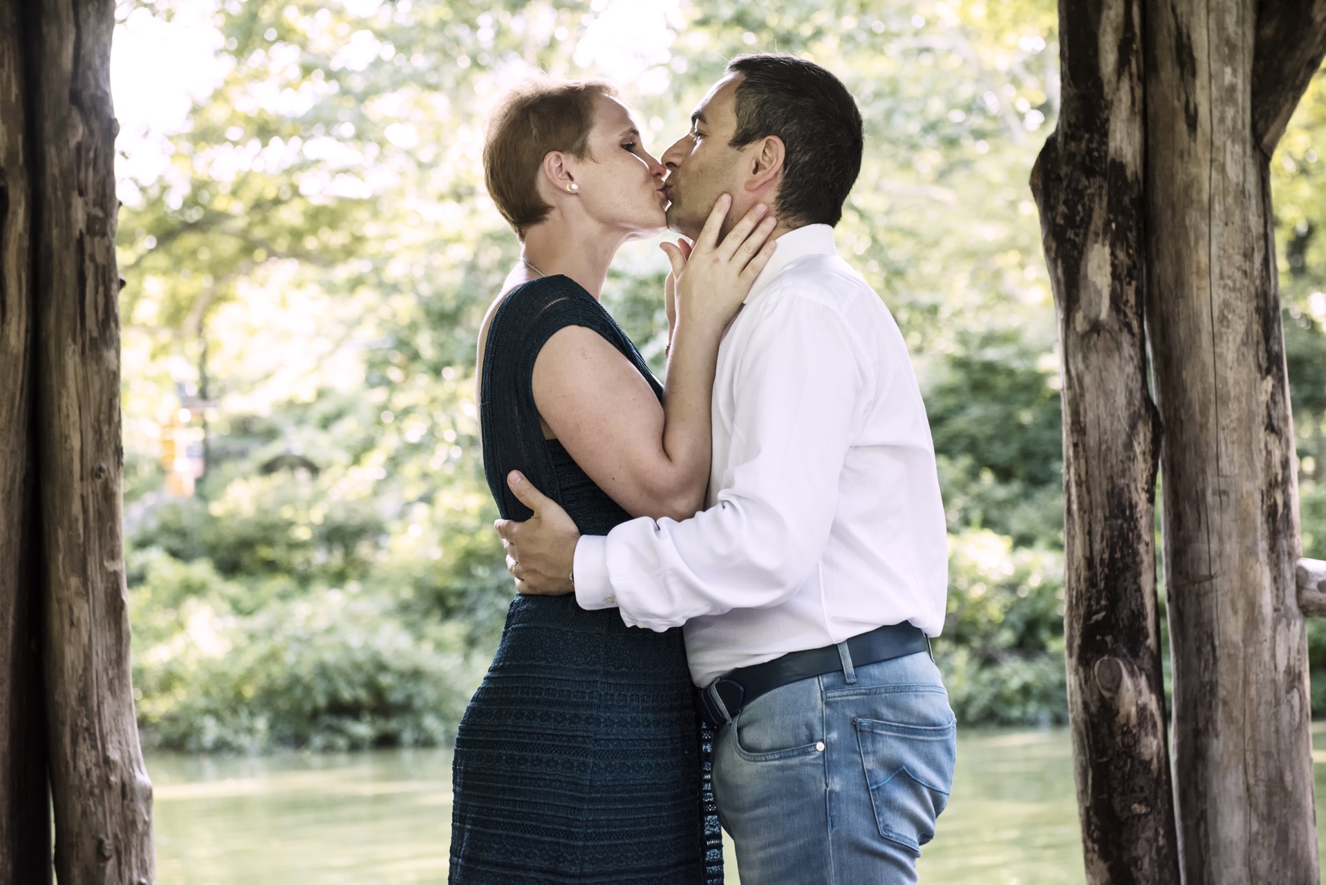 fotografo-matrimonio-torino-new-york-wedding-central-park-bacio-romantico-sposi